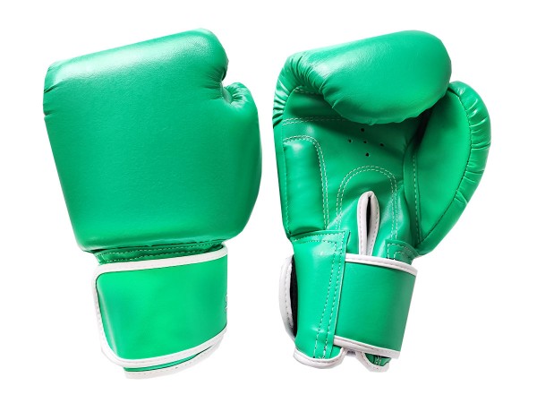 Choosing Glove Weight and Material Without Guessing